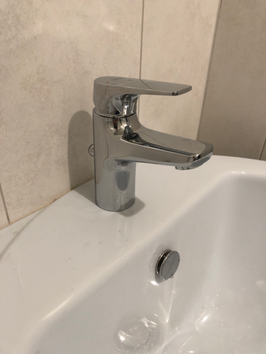 Завершена установка новых эксцентриков в смесителе. Старые детали демонтированы, проведена замена на новые элементы, обеспечивающие надежное функционирование устройства.