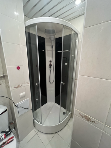 Установка душевой кабины шириной до 90 см