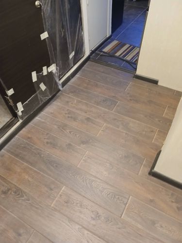 Демонтаж линолеума/ковролина, уложенного на клей