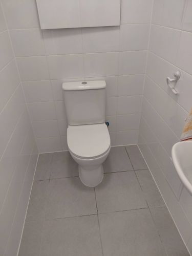 Установка напольного унитаза