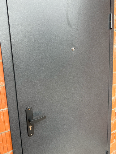 Установка входной двери весом до 95 кг