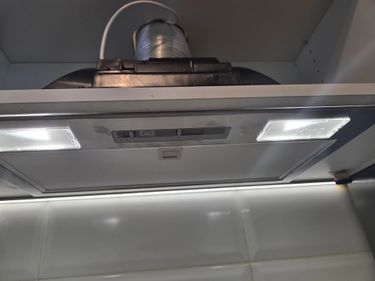 Установка и подключение вытяжки