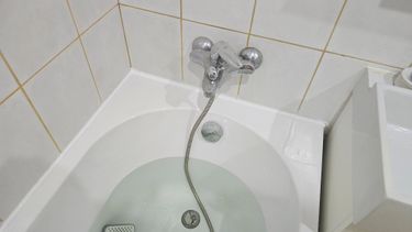 Установка акриловой/стальной ванны
