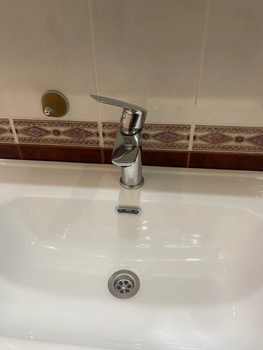 Установка смесителя (на готовые коммуникации)