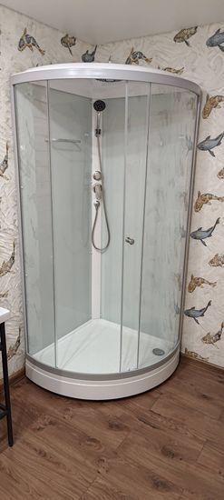 Установка душевой кабины шириной до 90 см