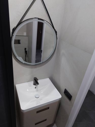 Навеска зеркала