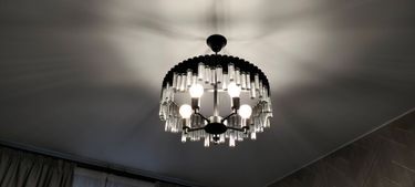 Установка крюка для люстры