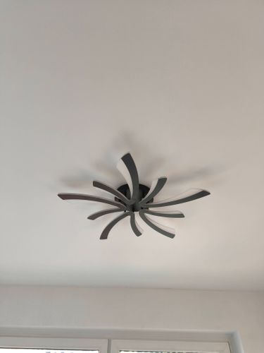 Сборка и навеска люстры