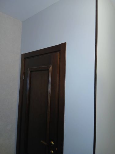 Покраска внутренних стен водоэмульсионной краской