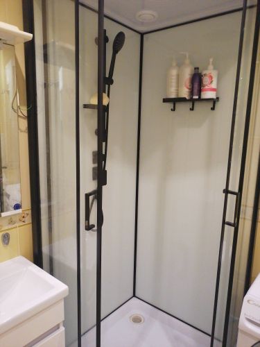 Установка смесителя (на готовые коммуникации)