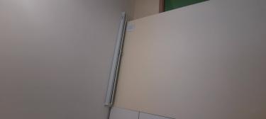 Изображение отсутствует. Описание: выполнена замена поврежденных стекол, восстановление рамы, герметизация швов, установка новых креплений, проверка устойчивости и функциональности конструкции.