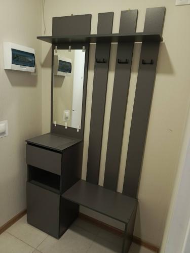 Сборка прихожей