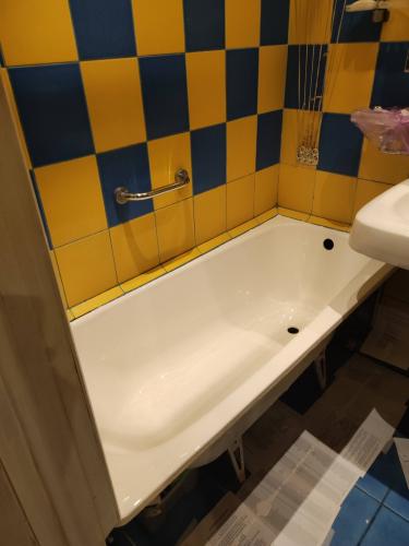 Реставрация ванны эмалью/жидким акрилом