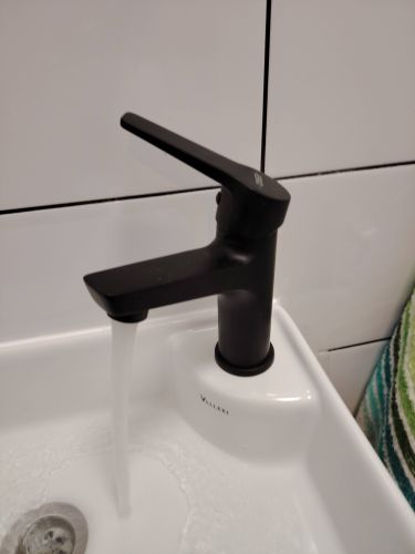 Установка смесителя (на готовые коммуникации)