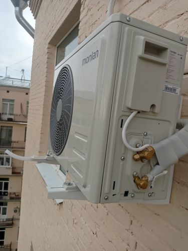 Установка сплит системы 7-9 kBTU (одноэтапный монтаж)