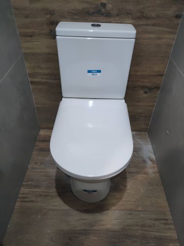 Установка напольного унитаза