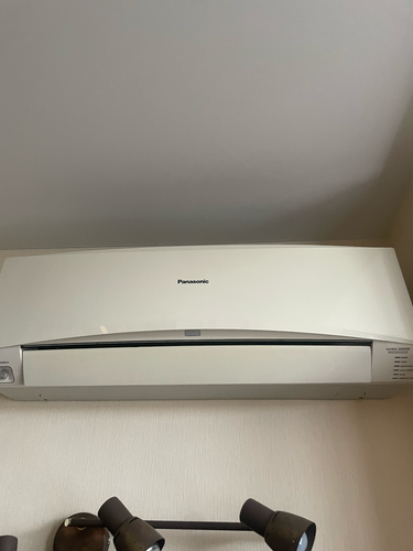 Проведена полная очистка внутреннего блока устройства, включая фильтры и теплообменник. Удалена пыль, грязь, плесень, улучшена работа техники, обеспечена свежесть воздуха в помещении.