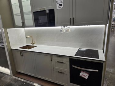 Замена фасадов Еврозапил столешницы из HPL/Массива Установка столешницы HPL