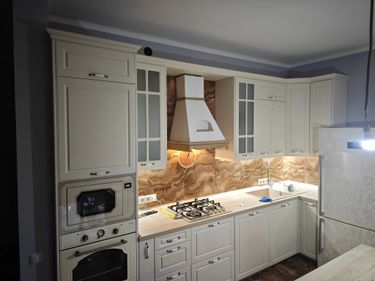 Установка карниза Горизонтальный монтаж фальшпанели Выпил одного отверстия/углубления/присадка под петлю в материалах ДСП/Массив