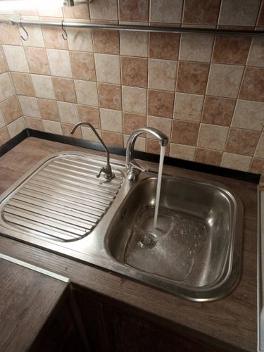 Установка и подключение отдельно стоящей стиральной машины Монтаж/демонтаж розетки/выключателя Установка столешницы ДСП