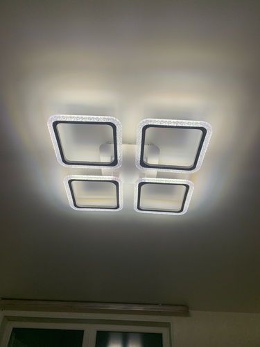 Установка люстры в сборке