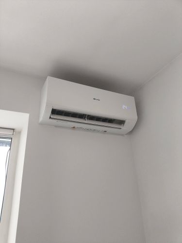 Установка сплит системы 7-9 kBTU (одноэтапный монтаж)
