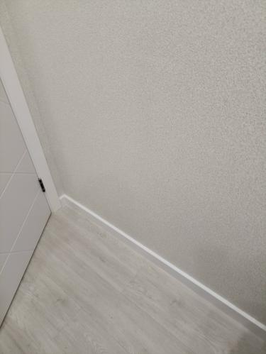 Монтаж деревянного/мдф плинтуса