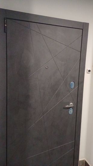 Установка входной двери весом до 95 кг