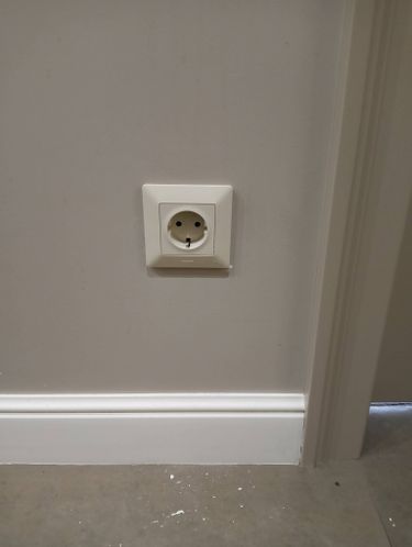 Установка карниза