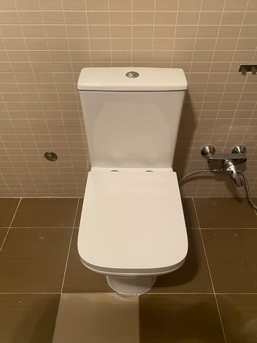 Установка напольного унитаза