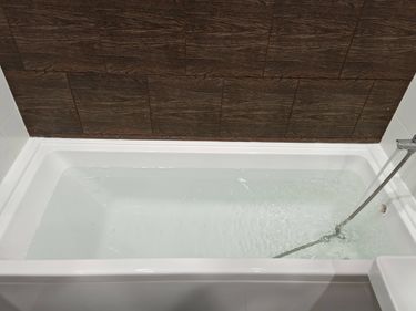 Герметизация ванны силиконом