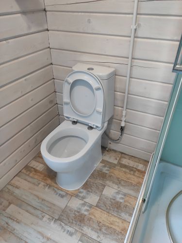 Установка напольного унитаза