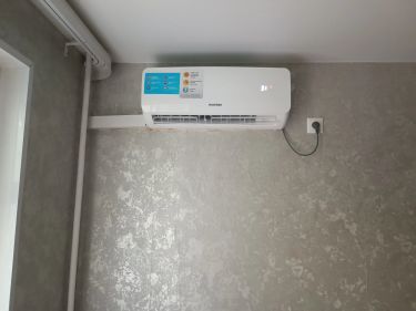 Установка сплит системы 7-9 kBTU (одноэтапный монтаж)