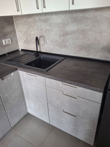 Установка столешницы ДСП Демонтаж столешницы из ДСП без сохранения Установка и подключение электрической варочной поверхности