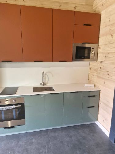 Шлифовка каменной столешницы Уменьшение глубины/высоты/ширины шкафа Прямой распил фальшпанели/фасада/полки