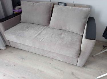 Обновлена обивка, заменены пружины, укреплен каркас, отремонтирован механизм трансформации, устранены скрипы, восстановлена мягкость, улучшена устойчивость, проверена надежность.