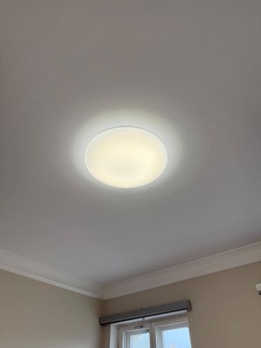 Монтаж и подключение настенно-потолочного светильника