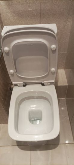 Установка напольного унитаза