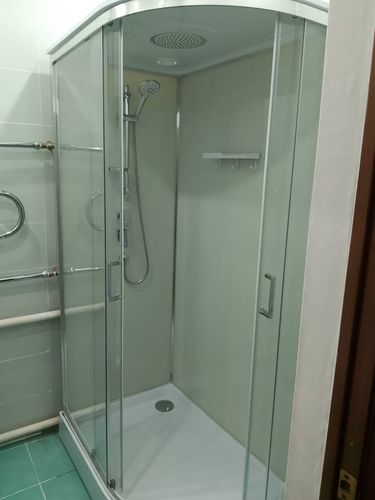 Демонтаж душевой кабины