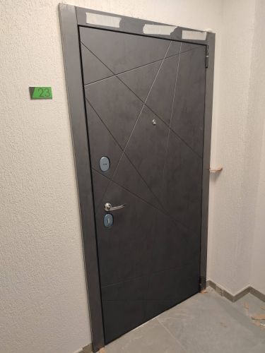 Установка входной двери весом до 95 кг