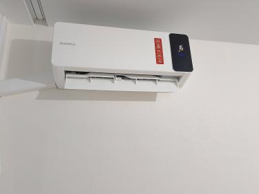 Установка сплит системы 7-9 kBTU (одноэтапный монтаж)