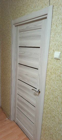 Установка межкомнатной двухстворчатой двери