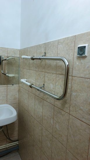Монтаж водяного полотенцесушителя на готовую подводку (без подгонки)