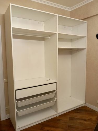 Разборка двухдверного шкафа Разборка трехдверного шкафа