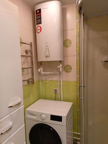 Установка отдельностоящей стиральной машины с подключением