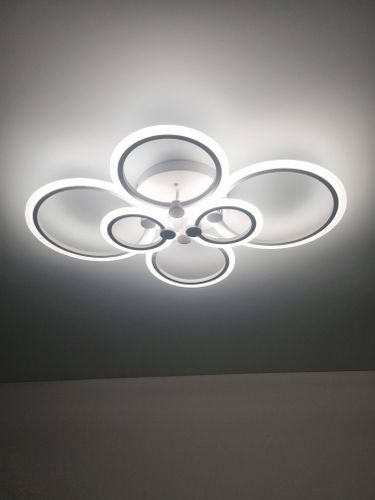 Установка люстры в сборке