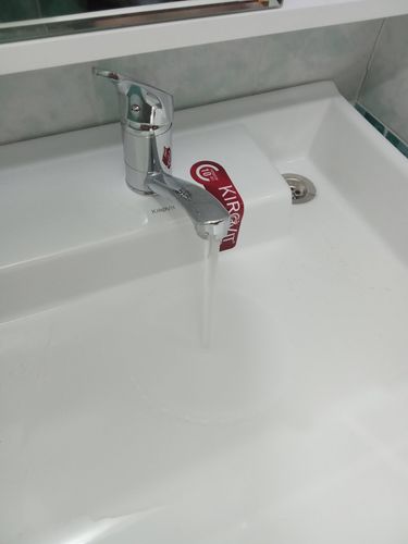 Установка смесителя (на готовые коммуникации)