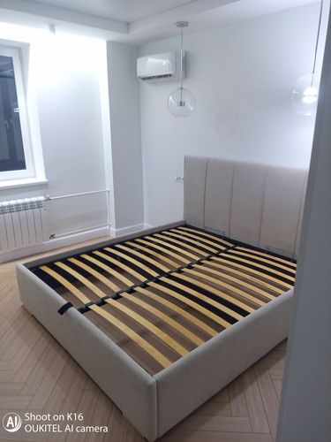 Изготовлены и установлены все детали, закреплены крепежи, выровнены ящики, проверена устойчивость конструкции, обеспечена функциональность и эстетичность изделия.