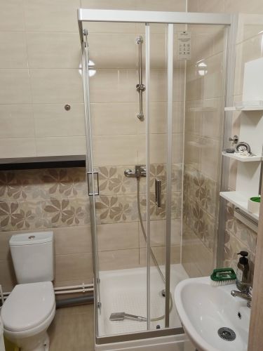 Установка и подключение душевого уголка/ширмы с поддоном