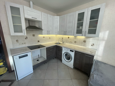 Демонтаж духового шкафа с сохранением Выпил одного отверстия/углубления/присадка под петлю в материалах ДСП/Массив Установка столешницы ДСП